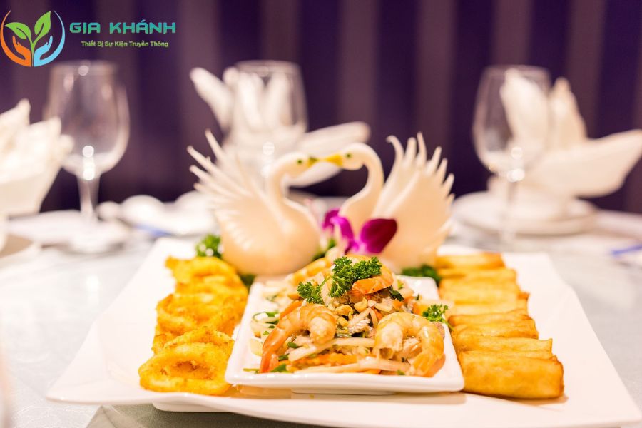 Thực đơn đám cưới là yếu tố quan trọng cần được chuẩn bị kỹ càng 